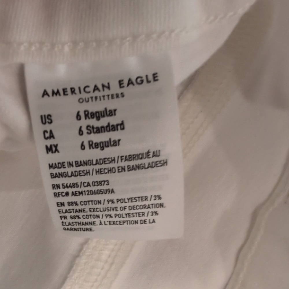 American Eagle Cream Stretch Jeans - Picture 3 of 4